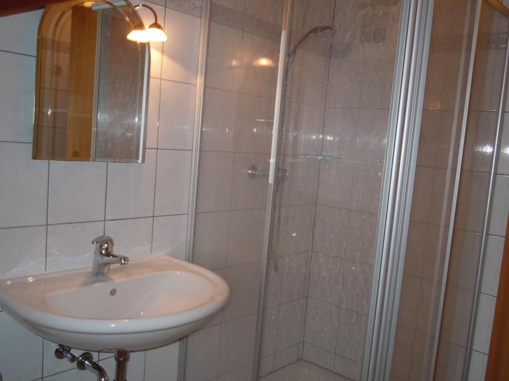 Ferienwohnung Nebenhaus - Haus Heigl St. Johann im Pongau Zimmer foto